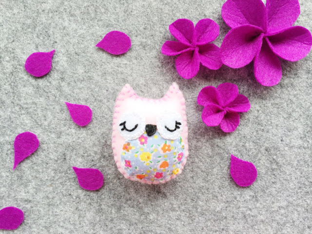 DIY stuffed felt owl with free pattern light pink owl