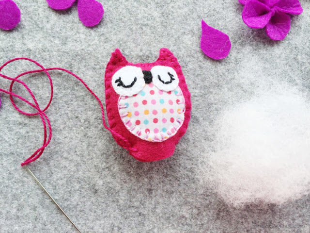 DIY stuffed felt owl with free pattern stuffing