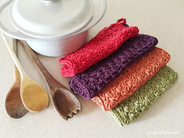 Star stitch crochet potholder