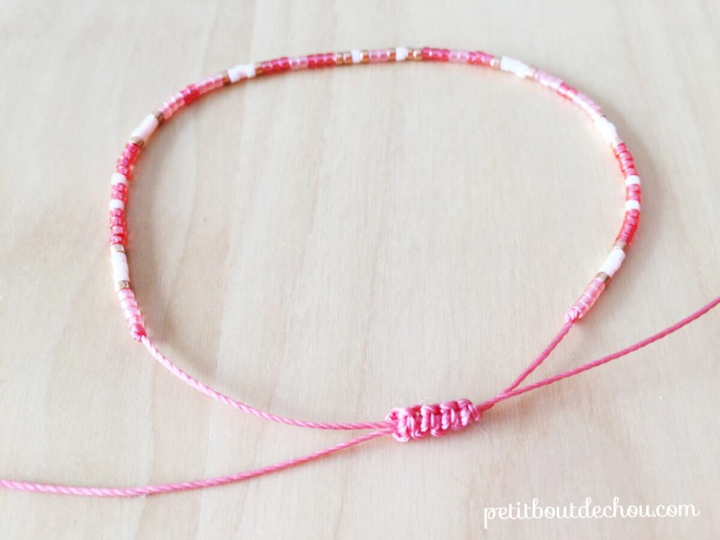 flat macrame knots