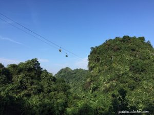 Perfume pagoda cable car